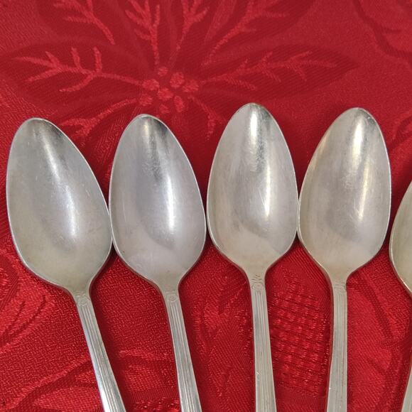 10X Silver Plate Teaspoons Nobility Plate Royal Rose Oneida - Picture 3 of 15